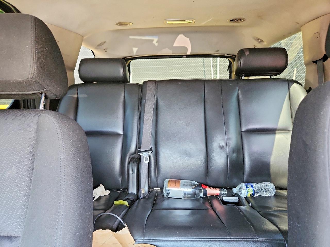2010 Chevrolet Tahoe C1500 Ls Gray vin: 1GNMCAE09AR238831