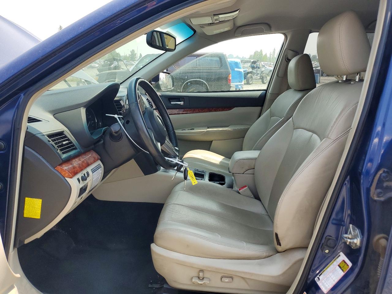 2011 Subaru Outback 2.5i Limited Blue vin: 4S4BRBJC2B3360001
