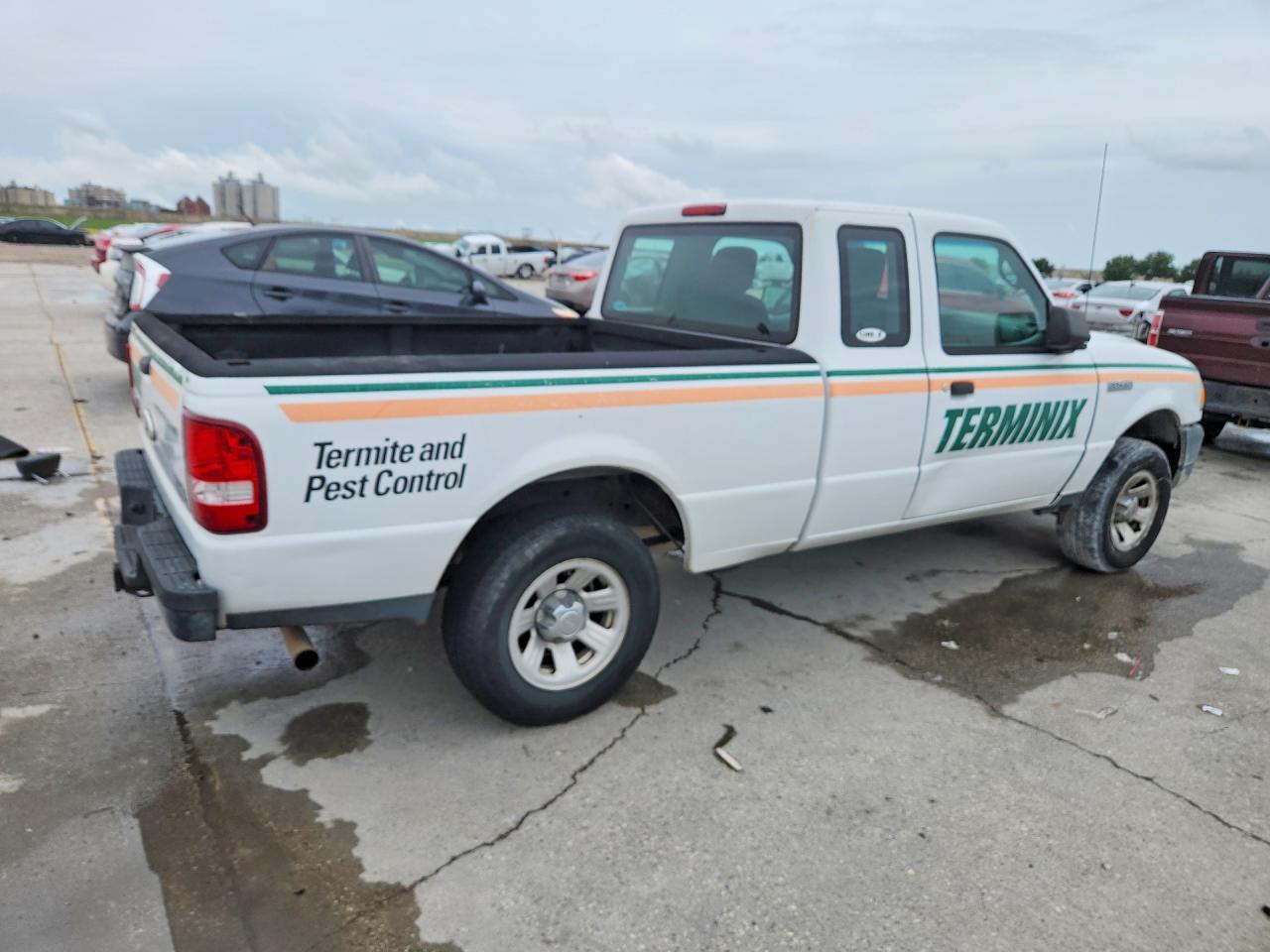 2011 Ford Ranger Super Cab Белый vin: 1FTKR1ED3BPB16285
