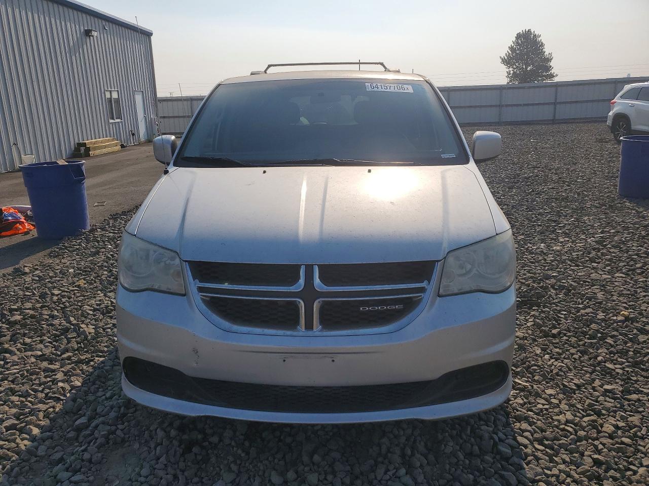 2011 Dodge Grand Caravan Mainstreet Silver vin: 2D4RN3DG9BR774275