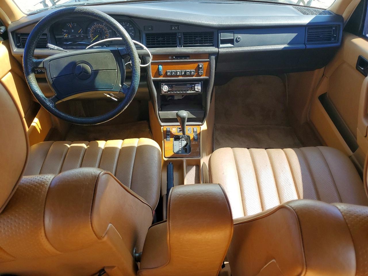 1988 Mercedes-benz 190 D 2.5 White vin: WDBDB26D4JF455030
