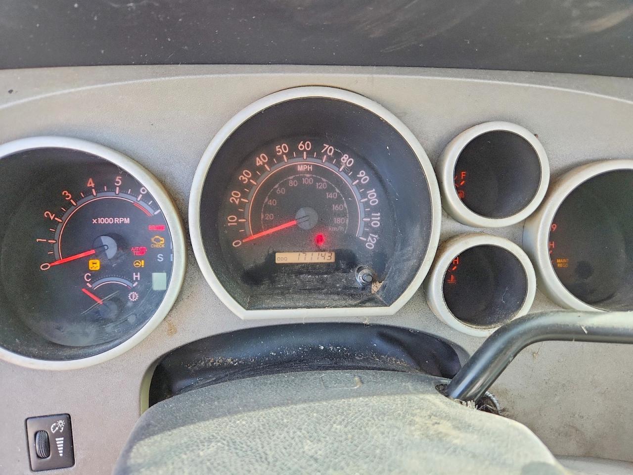 2010 Toyota Tundra Grade White vin: 5TFJM5F12AX001035