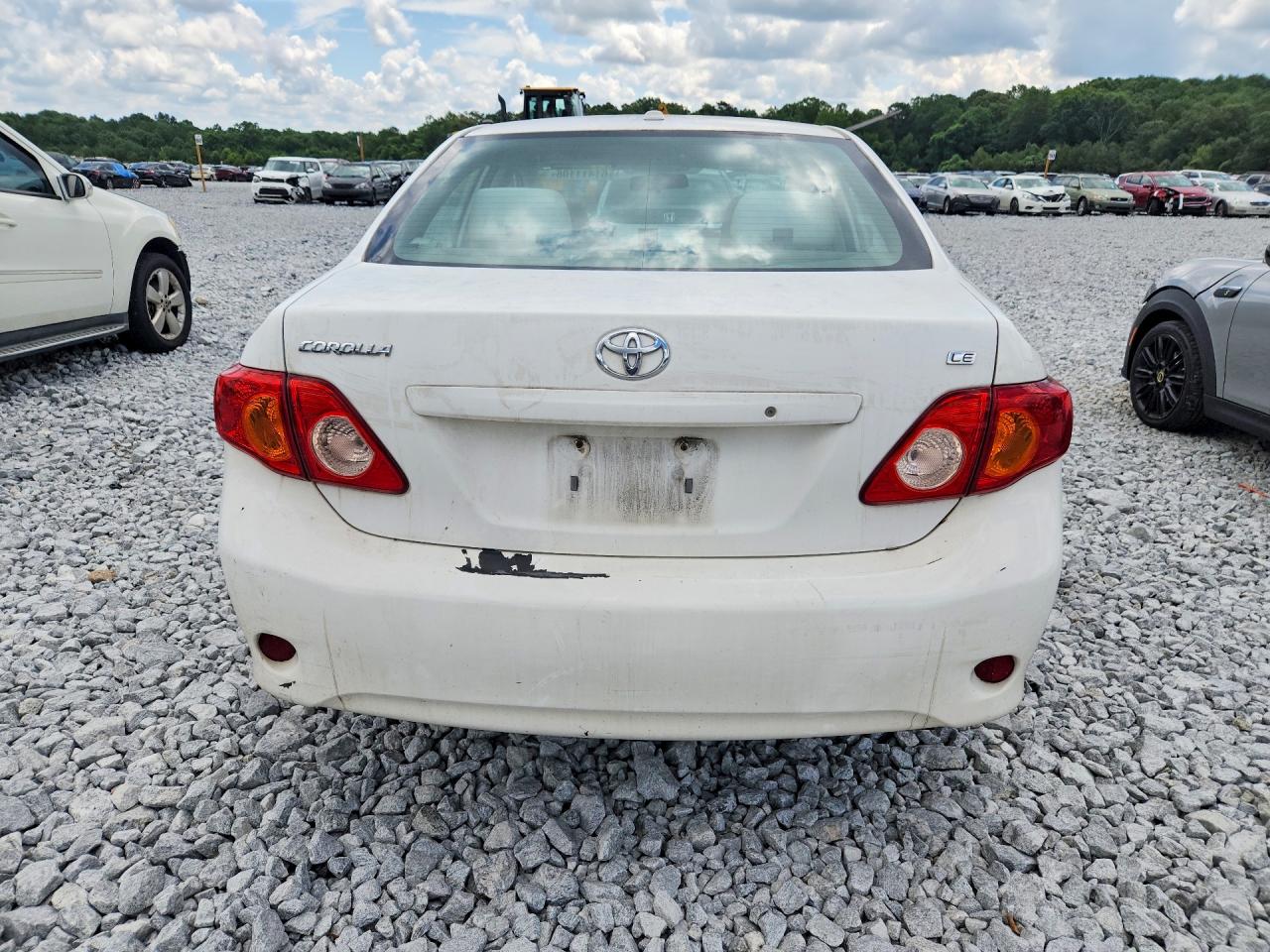 2010 Toyota Corolla Le White vin: 2T1BU4EE6AC462868