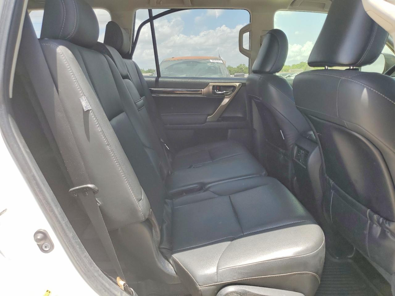 2014 Lexus Gx 460 White vin: JTJBM7FX4E5070537