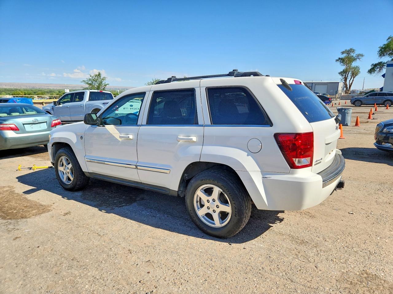 2006 Jeep Grand Cherokee Limited White vin: 1J4HR58206C227427