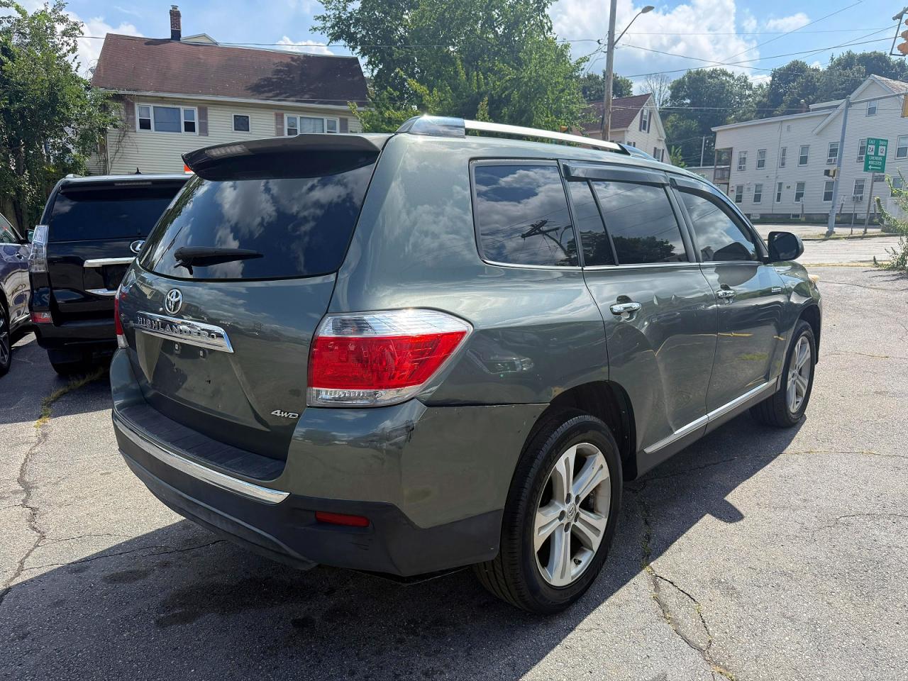 2013 Toyota Highlander Limited Green vin: 5TDDK3EH9DS263568