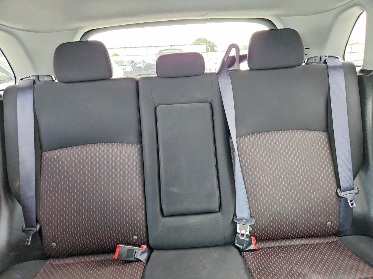 2017 Mitsubishi Outlander Sport Es Silver vin: JA4AP3AU6HZ008561
