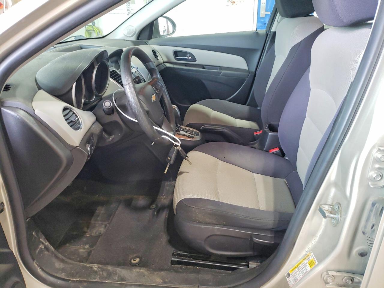 2014 Chevrolet Cruze Ls Beige vin: 1G1PA5SH4E7452102