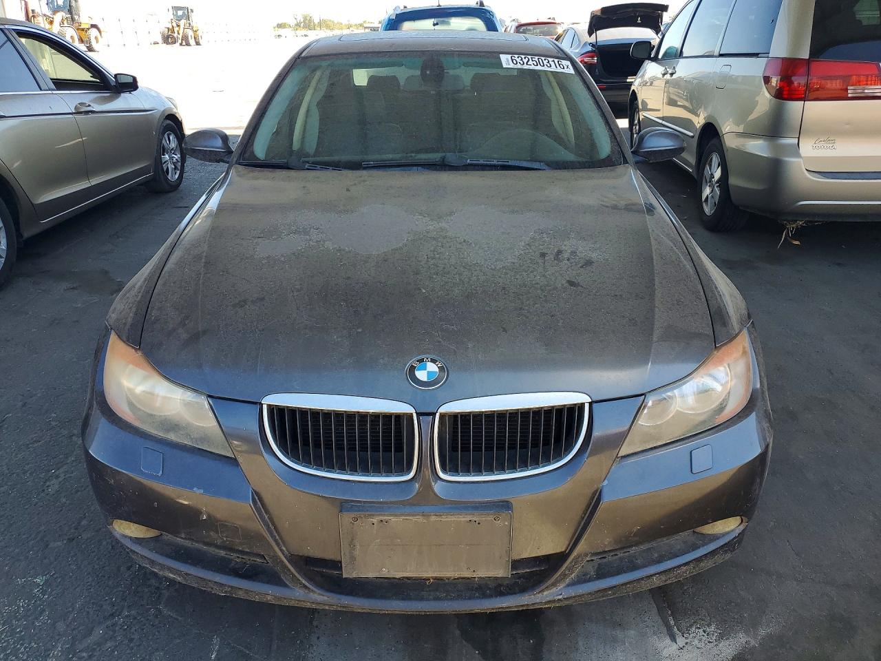 2006 Bmw 325 I Серый vin: WBAVB13556KR62222