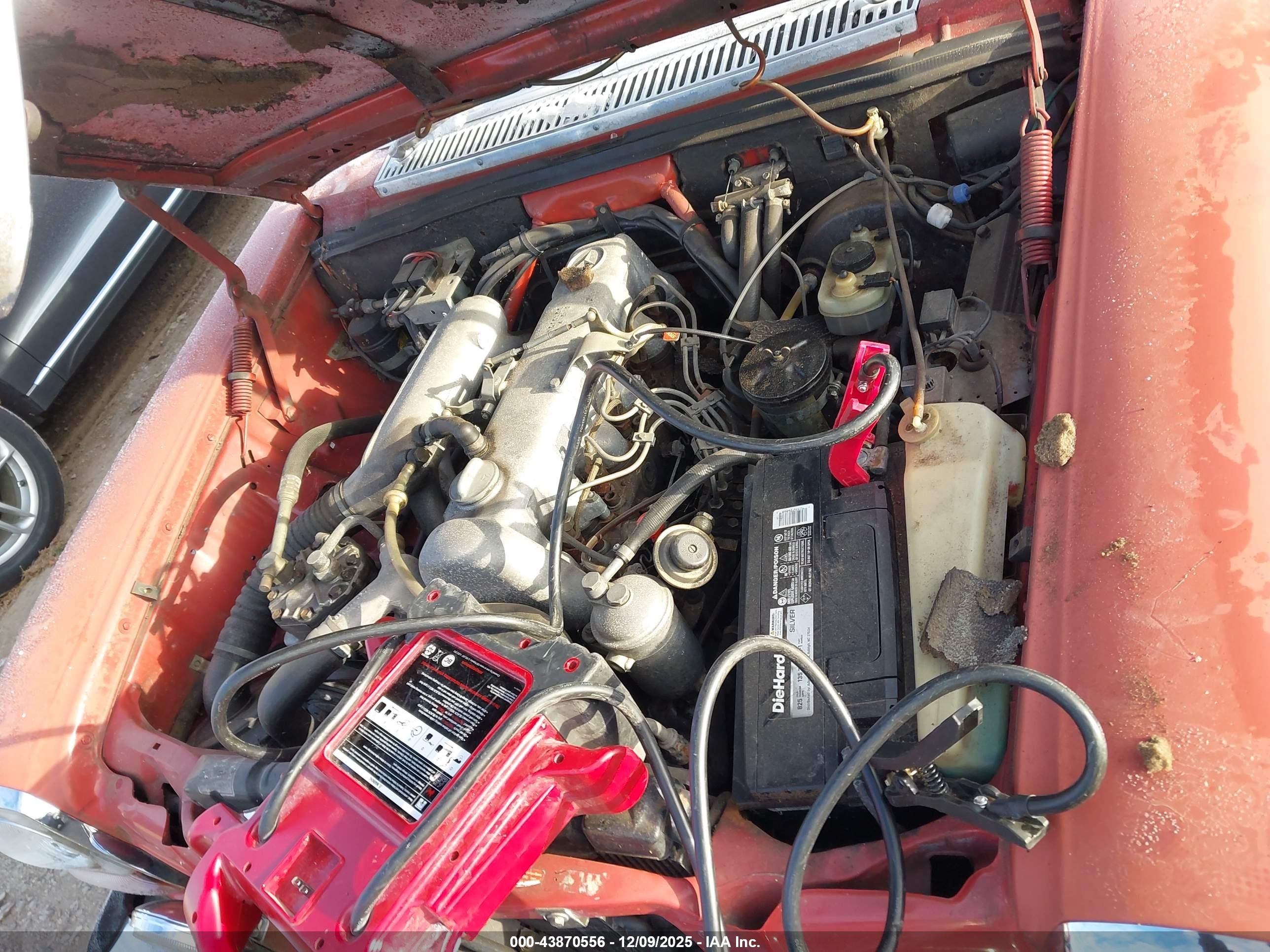 1975 Mercedes-benz 300d   Красный vin: 11511412003846   