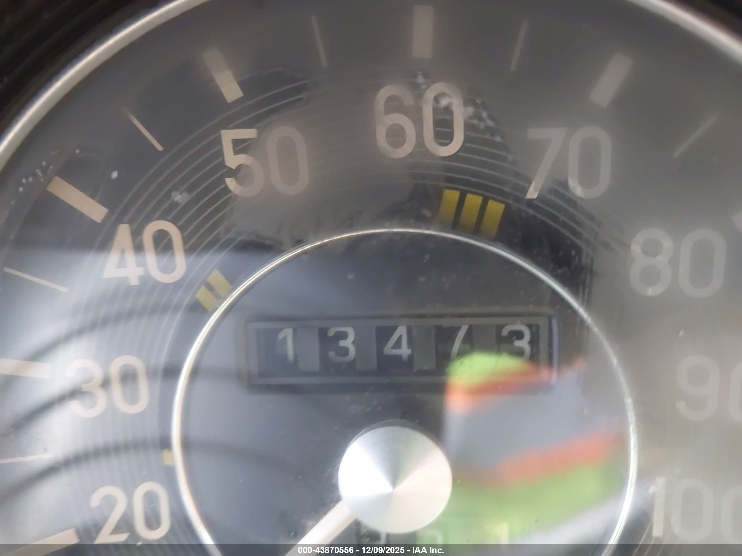 1975 Mercedes-benz 300d   Красный vin: 11511412003846   
