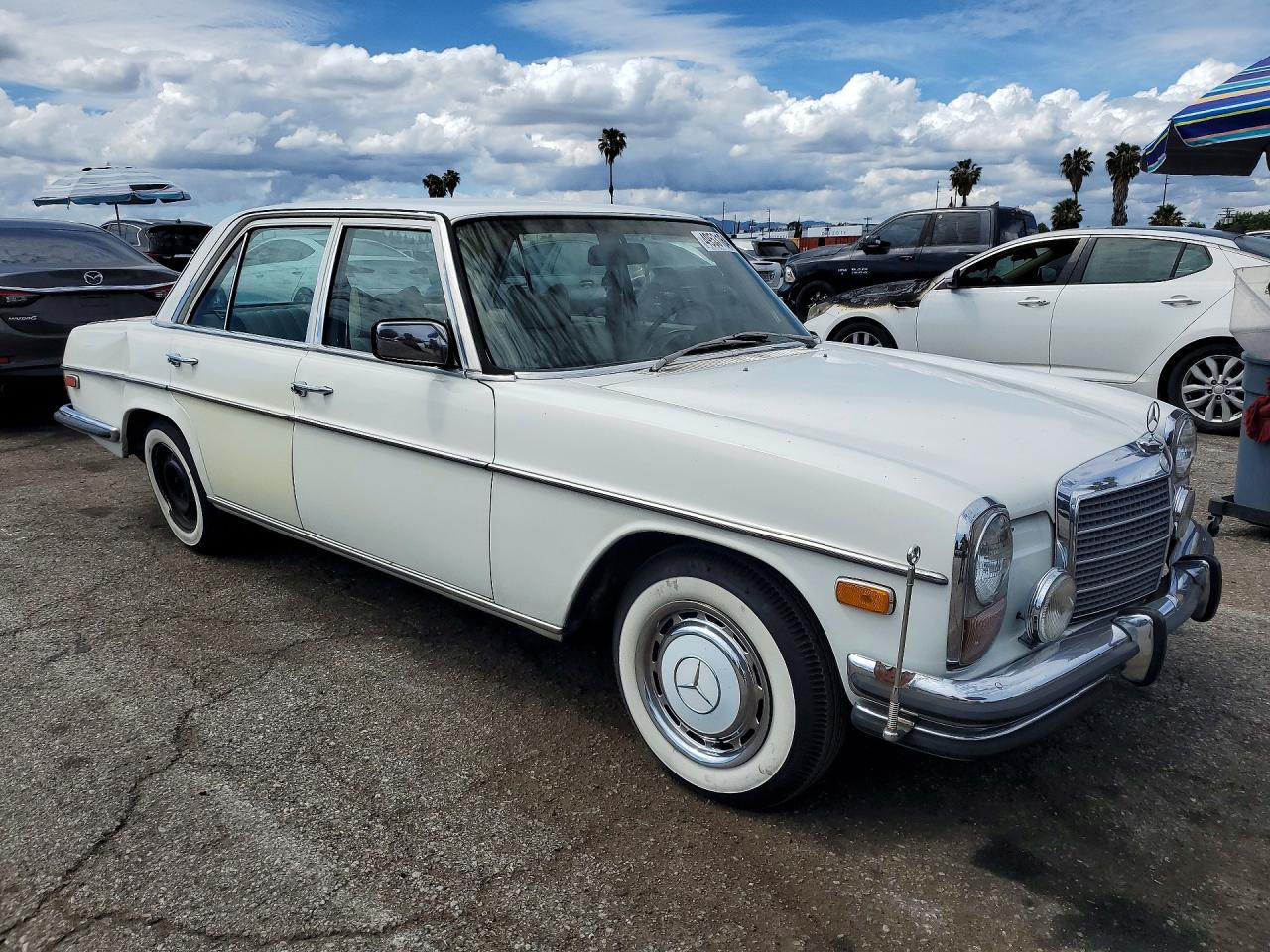 1976 Mercedes Benz 300 D Белый vin: 11511412033024