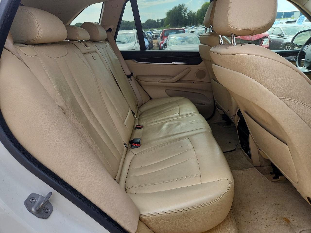 2014 Bmw X5 Xdrive35i White vin: 5UXKR0C58E0K52039