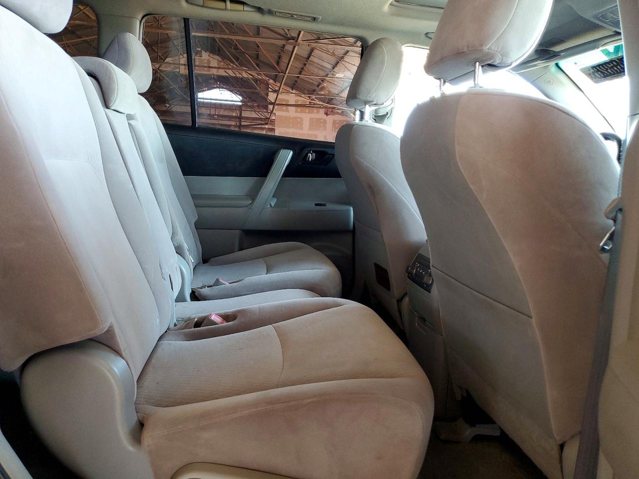 2009 Toyota Highlander Base Burgundy vin: JTEES41A292117980