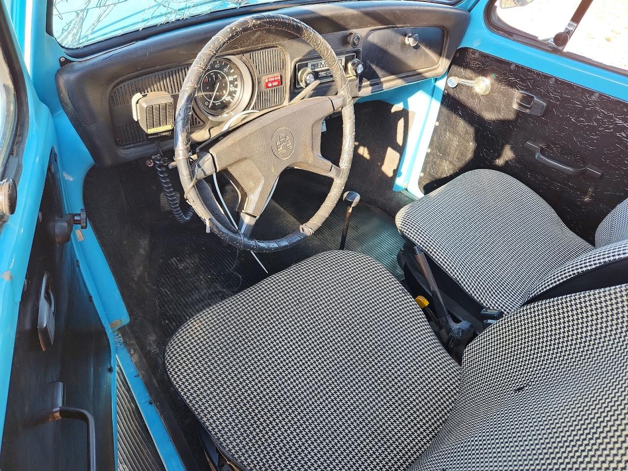 1975 Volkswagen Beetle Blue vin: 1152143197