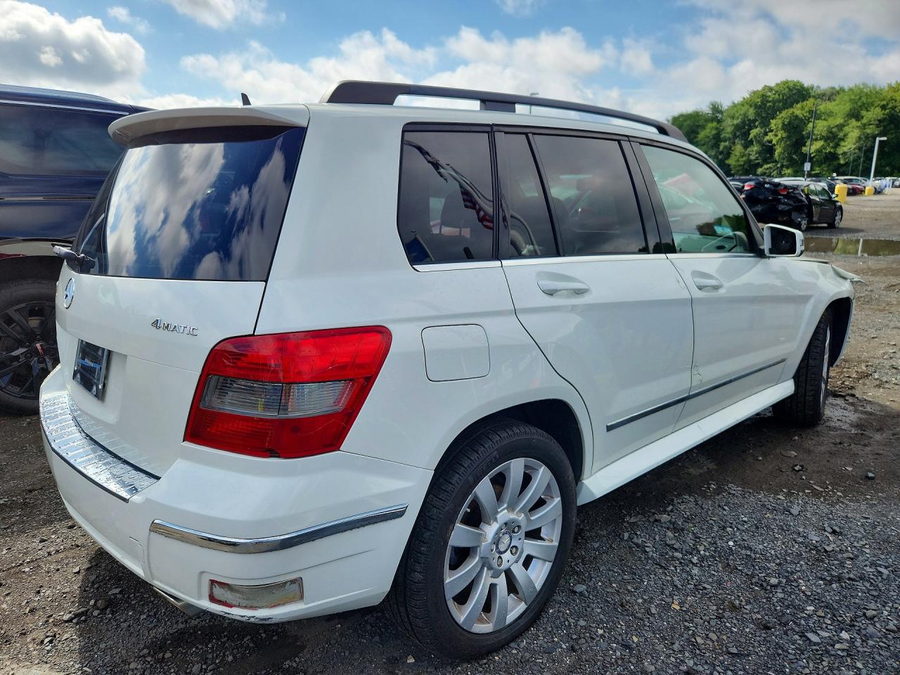 2010 Mercedes-benz Glk 350 4matic White vin: WDCGG8HB2AF355985