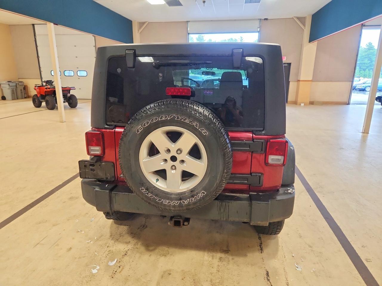 2011 Jeep Wrangler Unlimited Sport Brown vin: 1J4BA3H1XBL552220