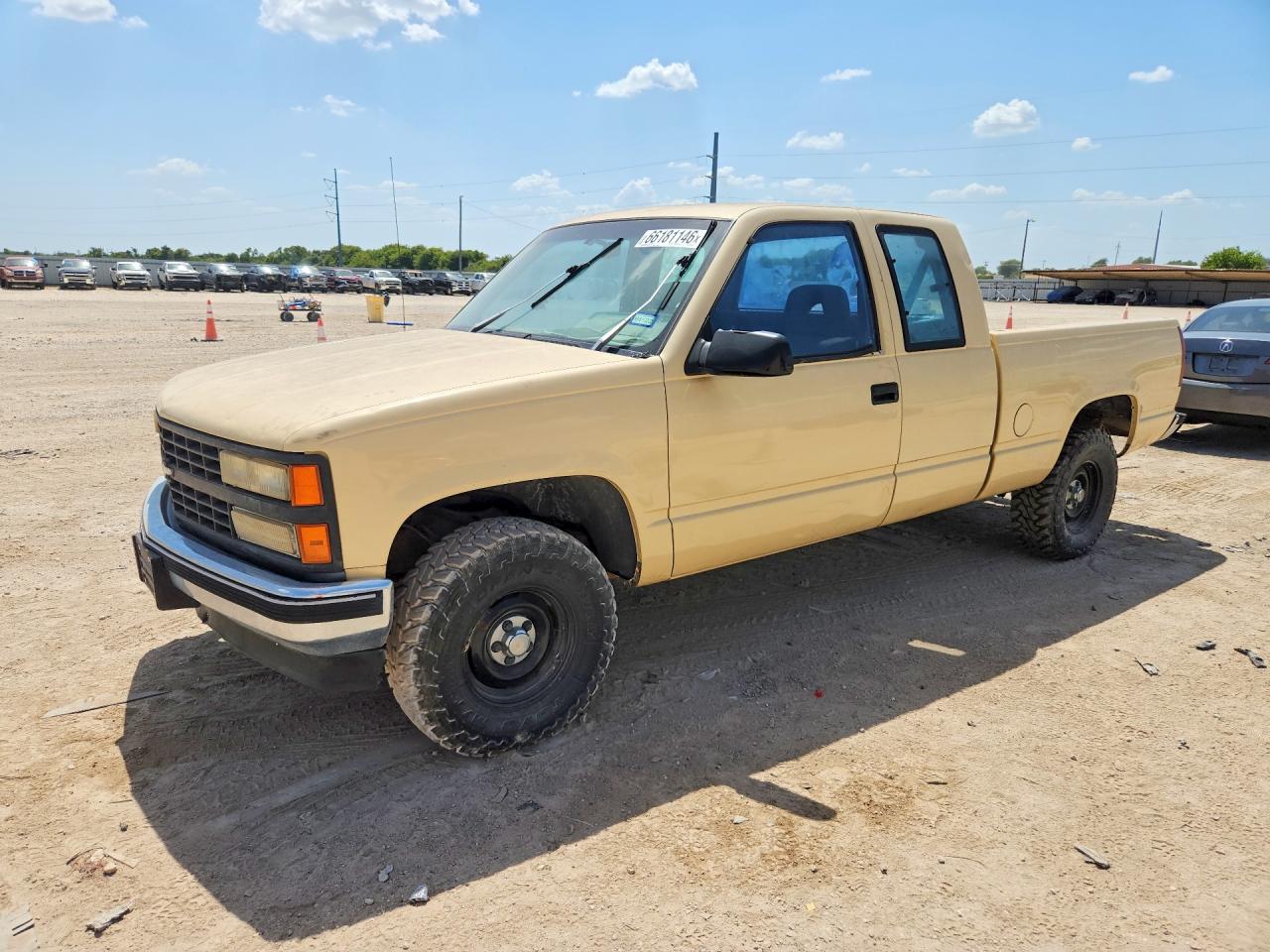 1992 Chevrolet Gmt-400 C1500 Tan vin: 2GCEC19K5N1229955