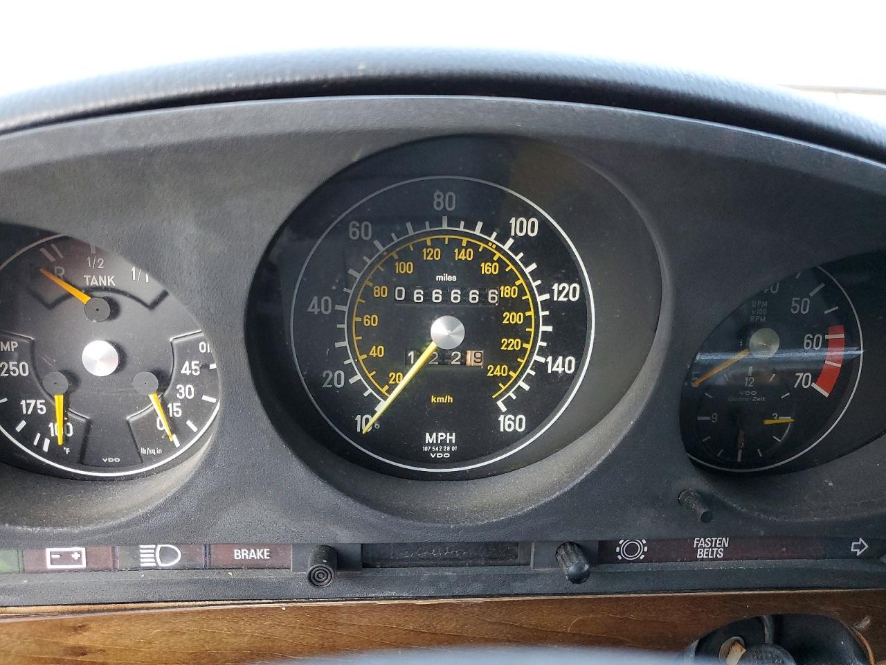 1977 Mercedes-benz 450 Sel Серый vin: 11603312062885