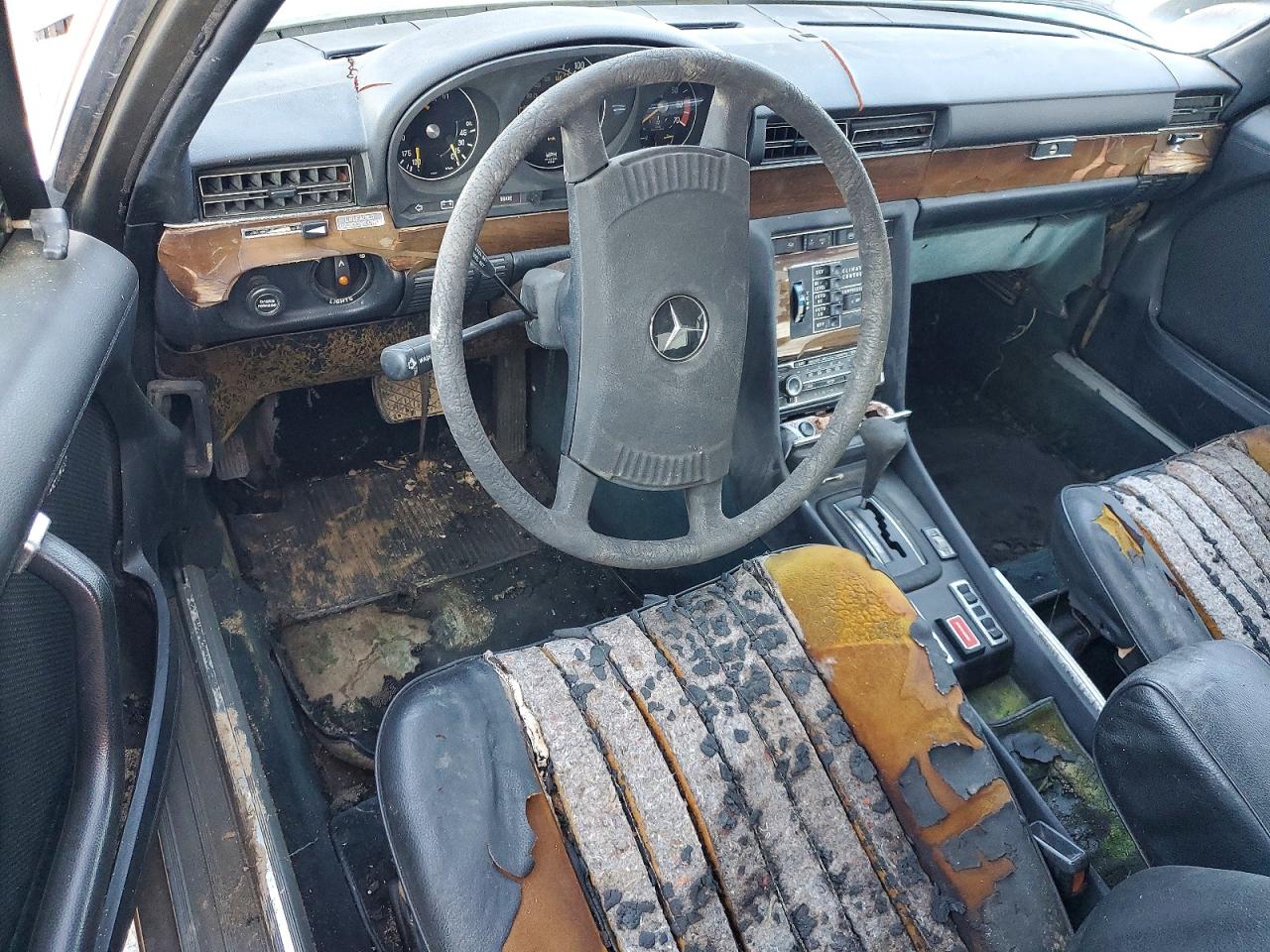 1977 Mercedes-benz 450 Sel Серый vin: 11603312062885