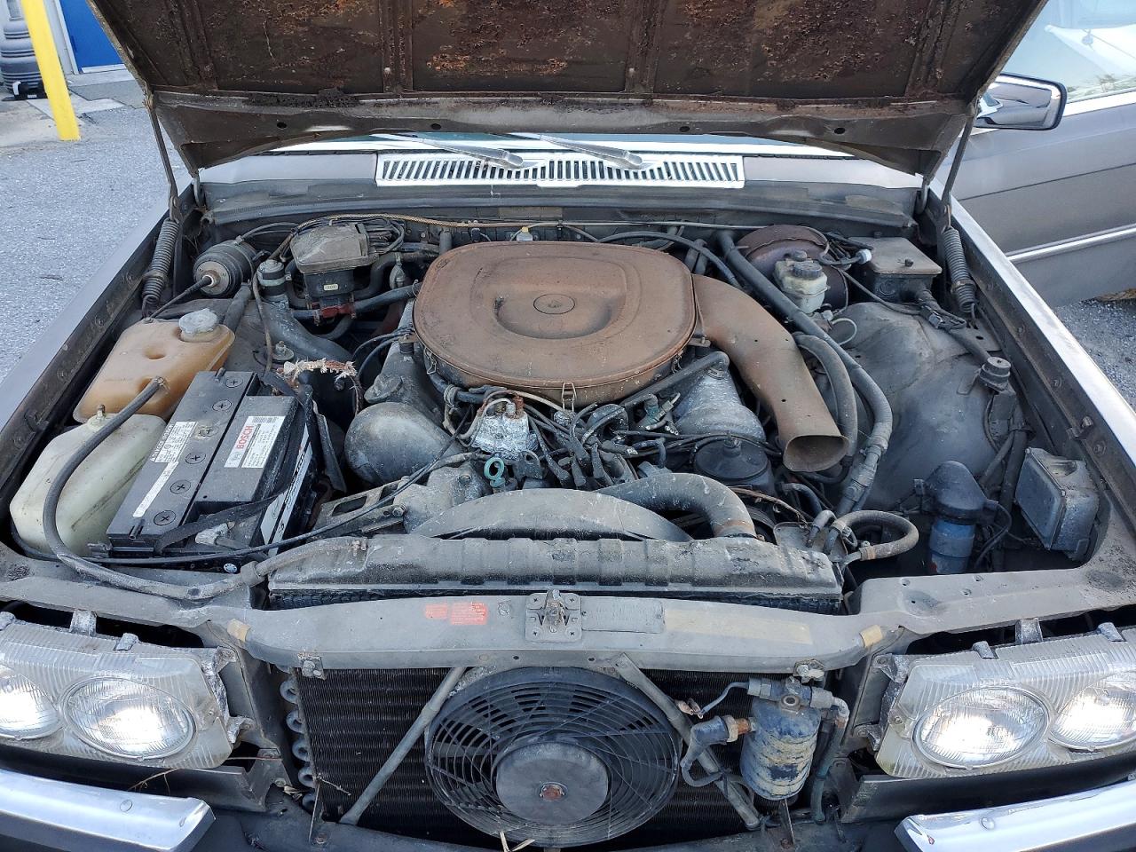 1977 Mercedes-benz 450 Sel Серый vin: 11603312062885