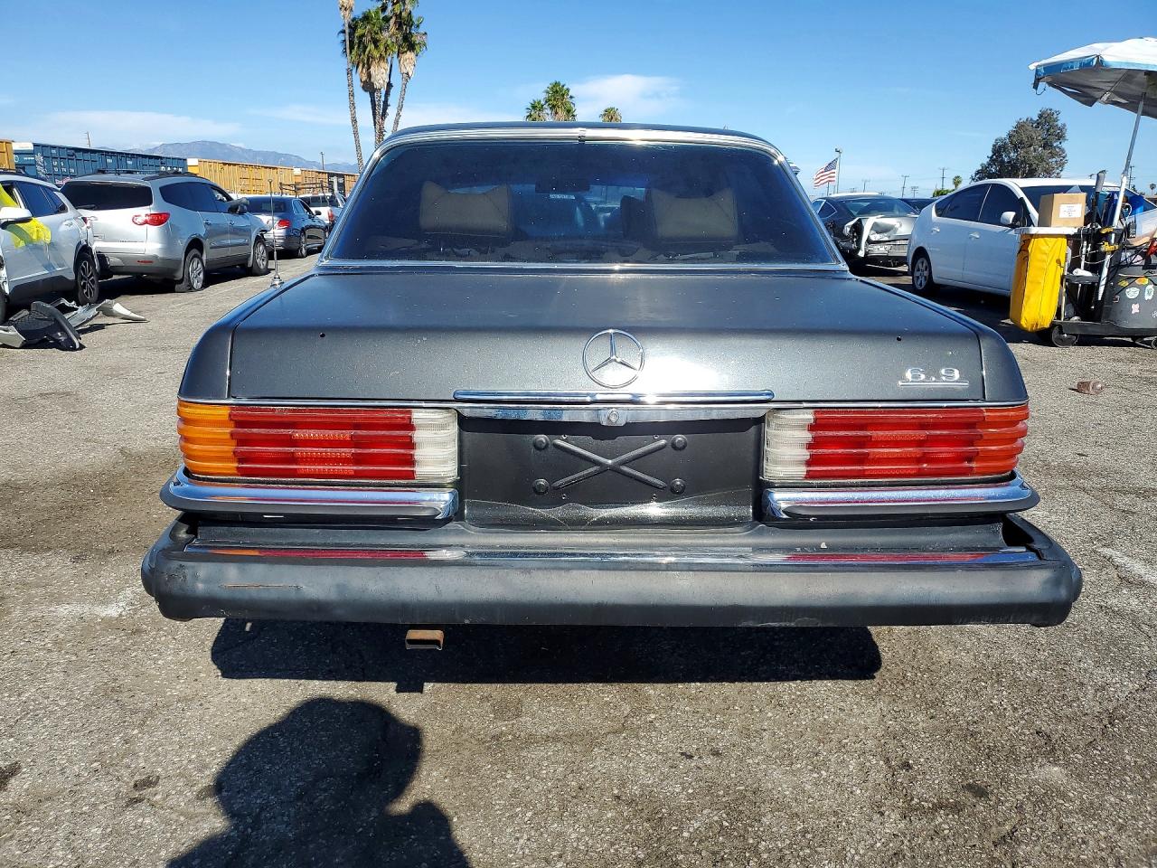 1977 Mercedes Benz 450 Black vin: 11603612002688