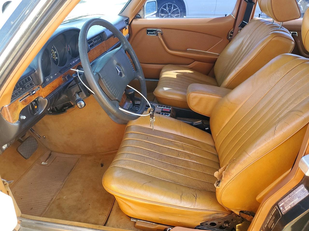 1977 Mercedes Benz 450 Black vin: 11603612002688