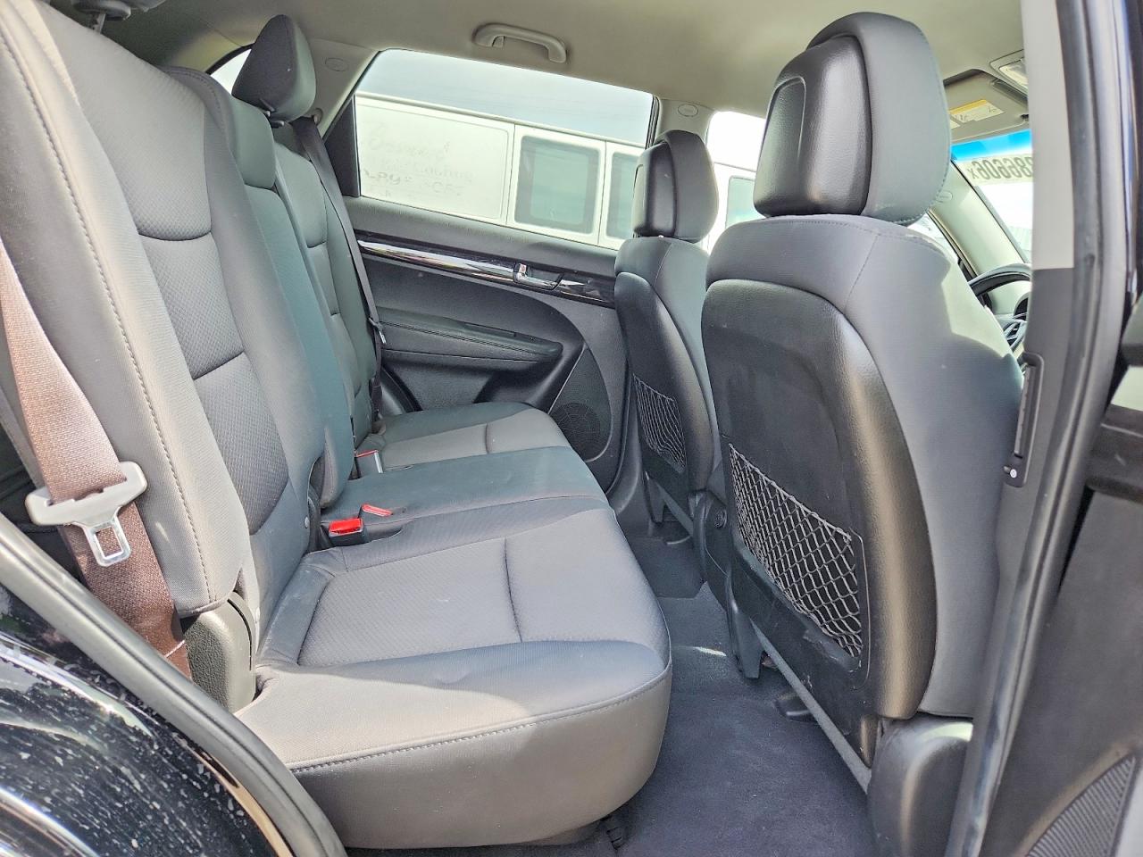 2012 Kia Sorento Lx Black vin: 5XYKT3A19CG261053