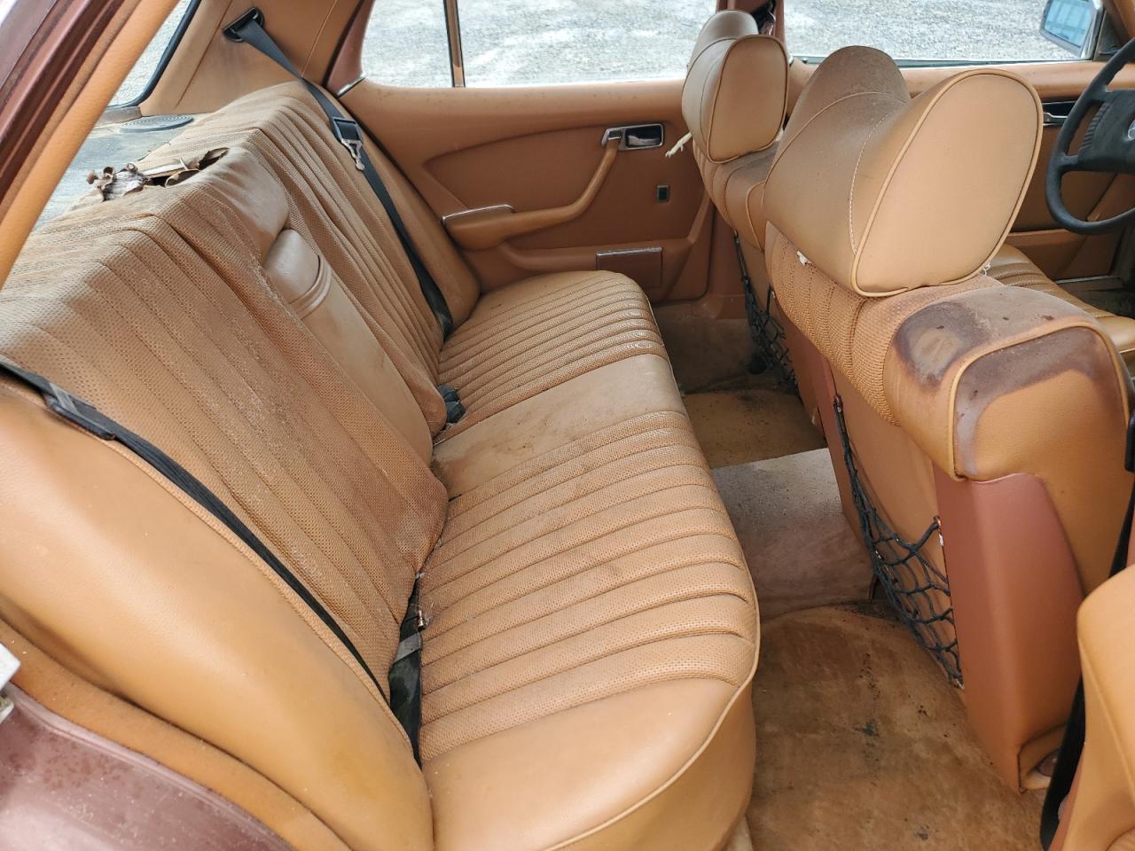 1978 Mercedes Benz 300-class Коричневый vin: 11612012000121