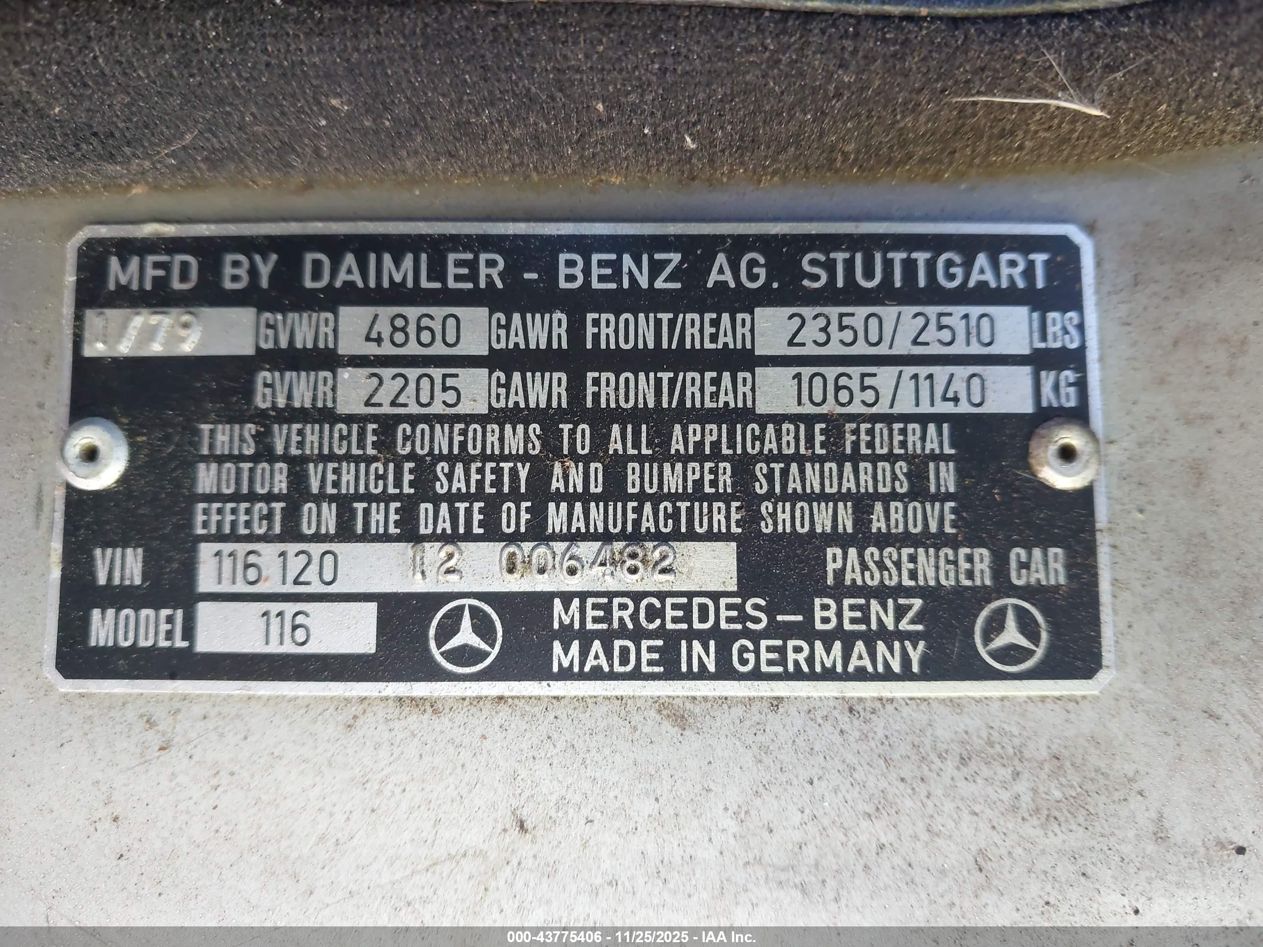 1979 Mercedes-benz 300   Серебряный vin: 11612012006482   