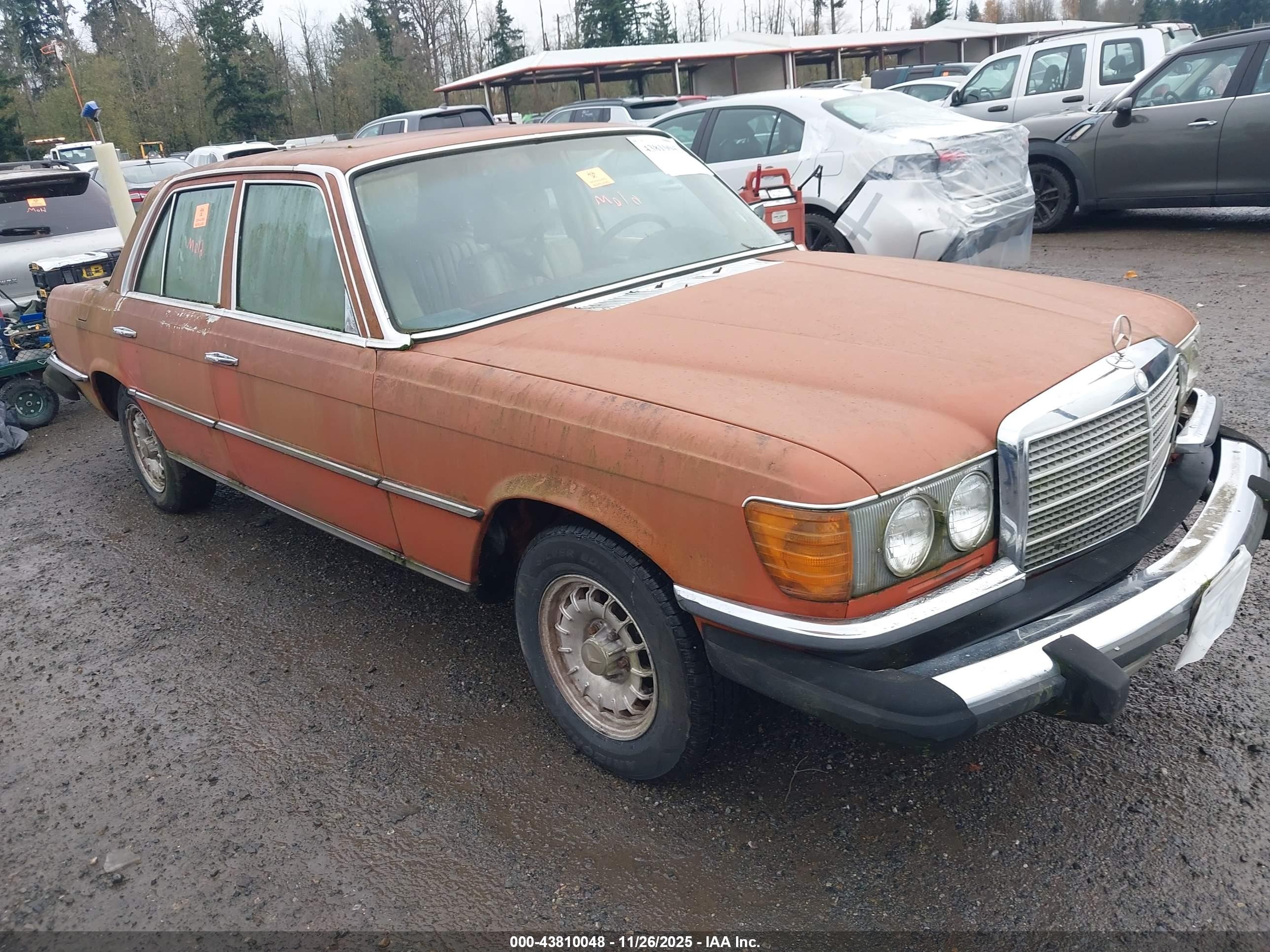 1979 Mercedes-benz 300   Orange vin: 11612012009910   