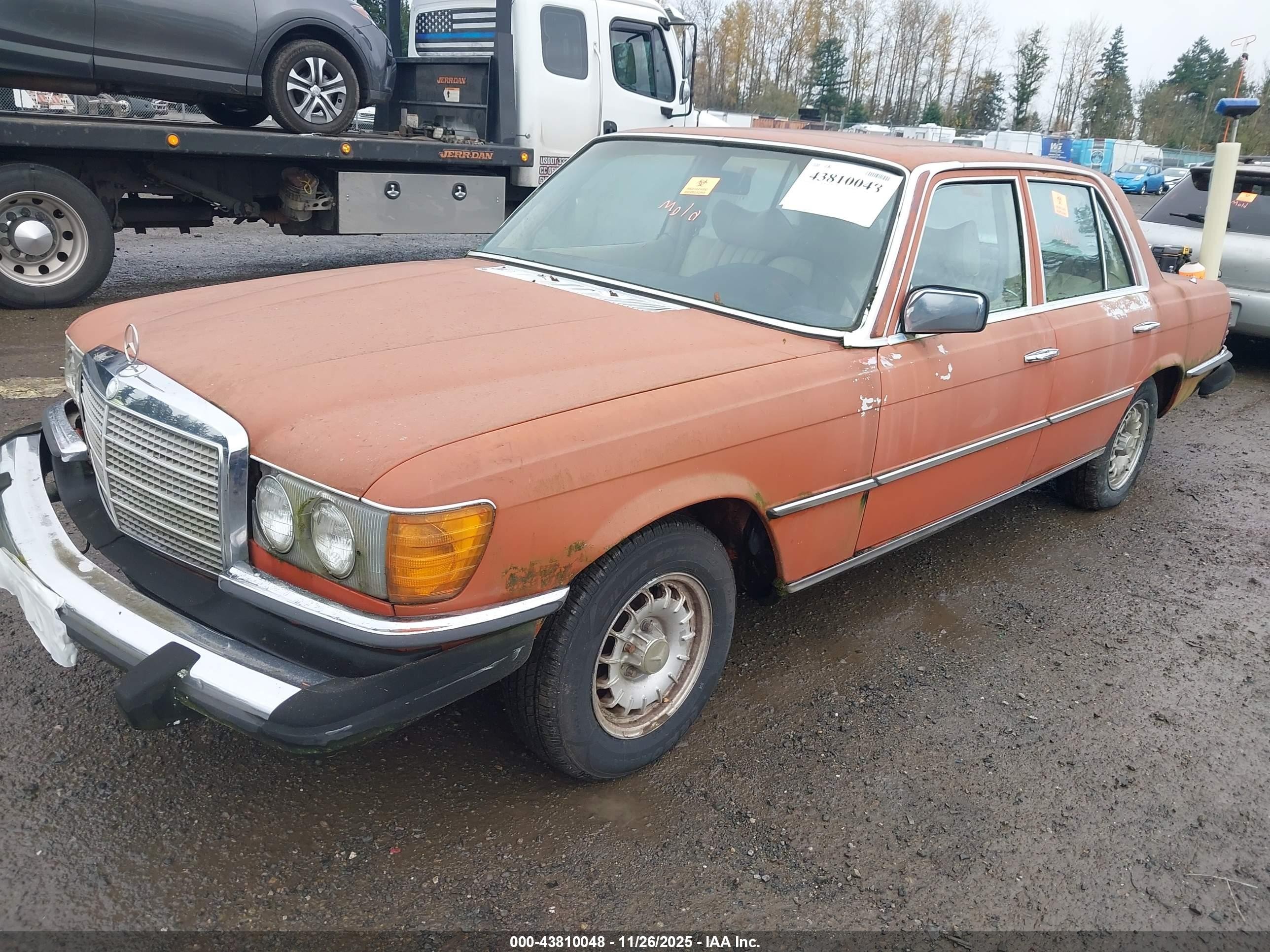 1979 Mercedes-benz 300   Оранжевый vin: 11612012009910   