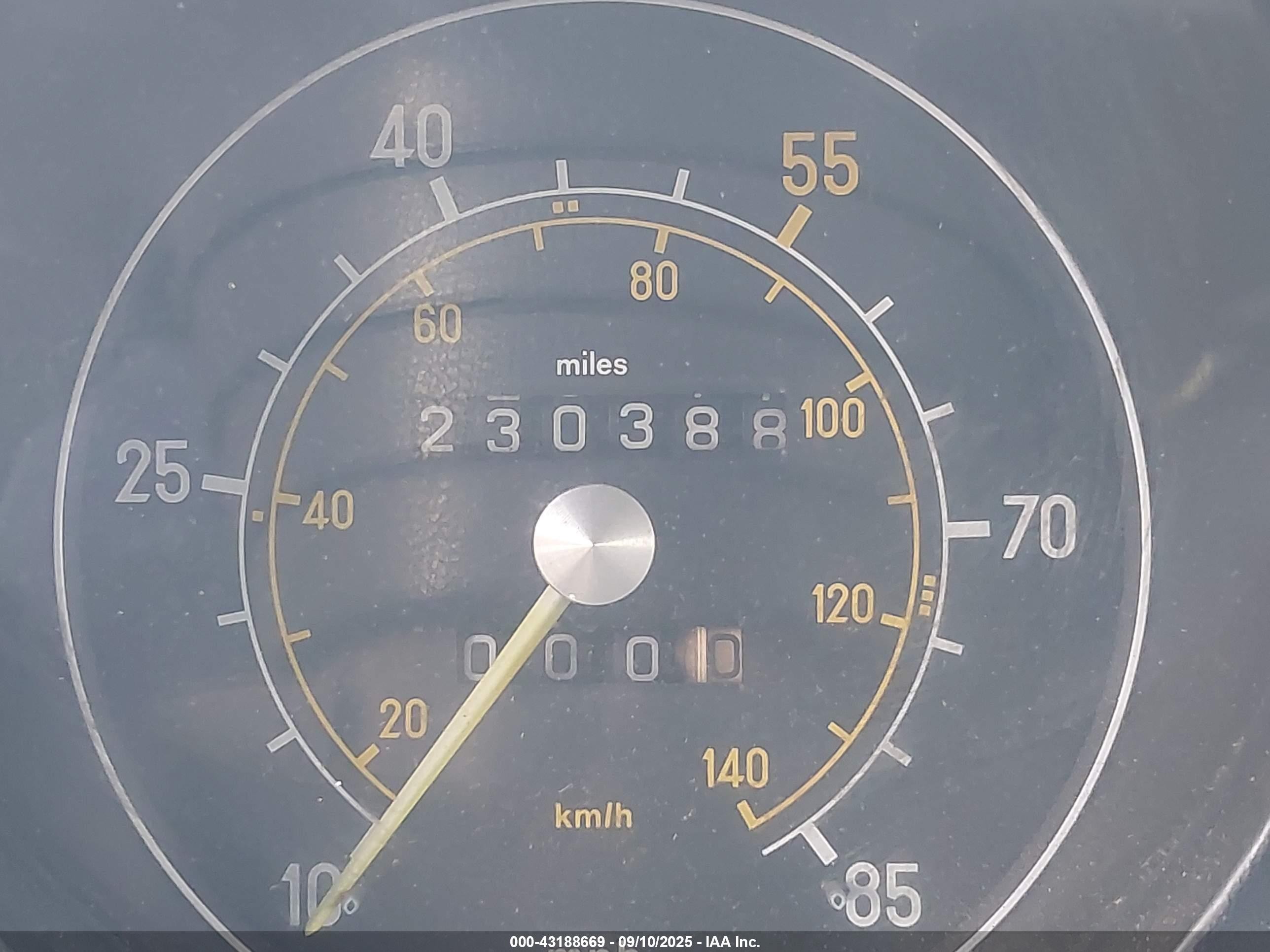 1980 Mercedes Benz 300   Gray vin: 11612012014473   