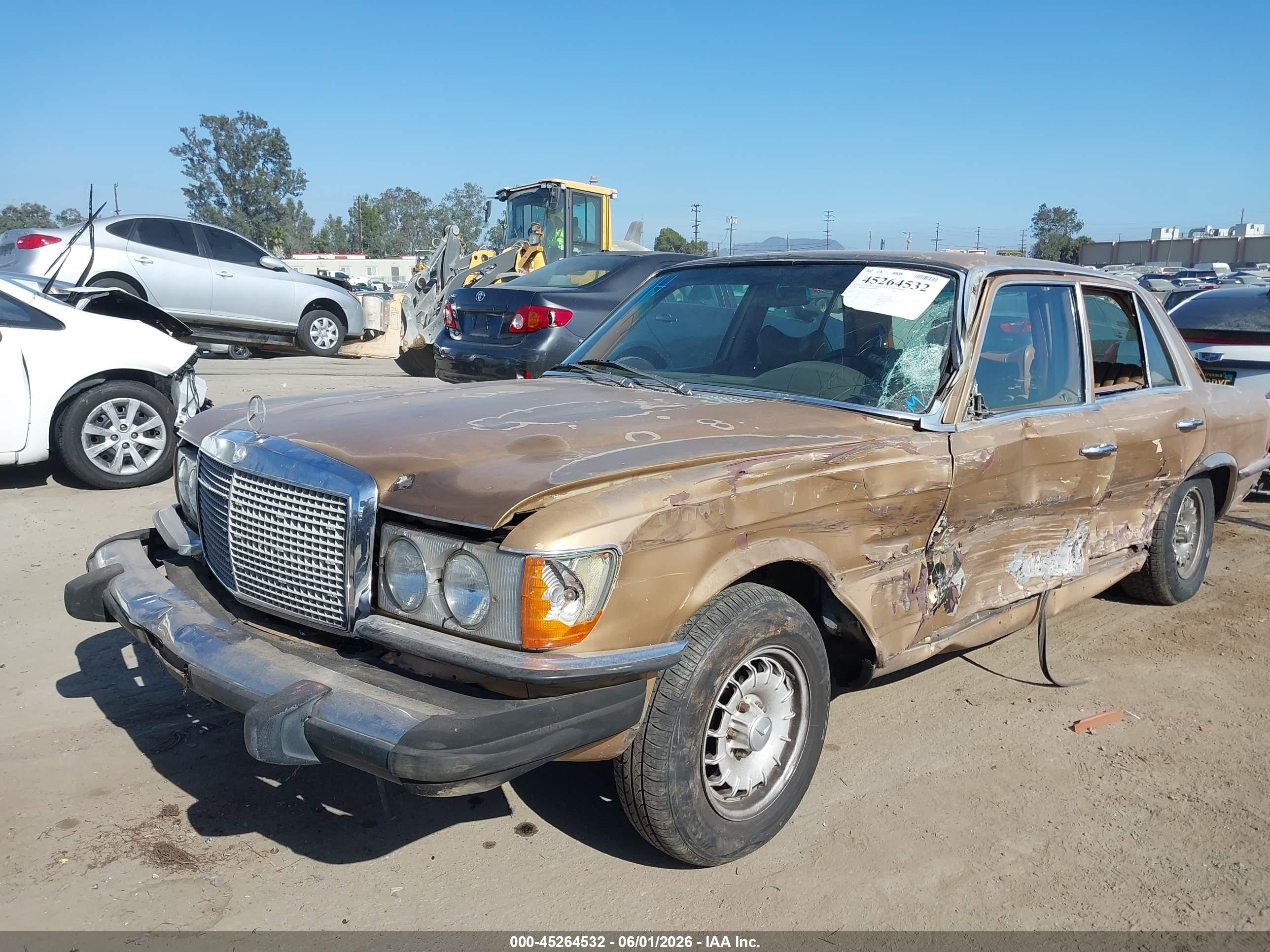 1980 Mercedes Benz 300 Brown vin: 11612012023333