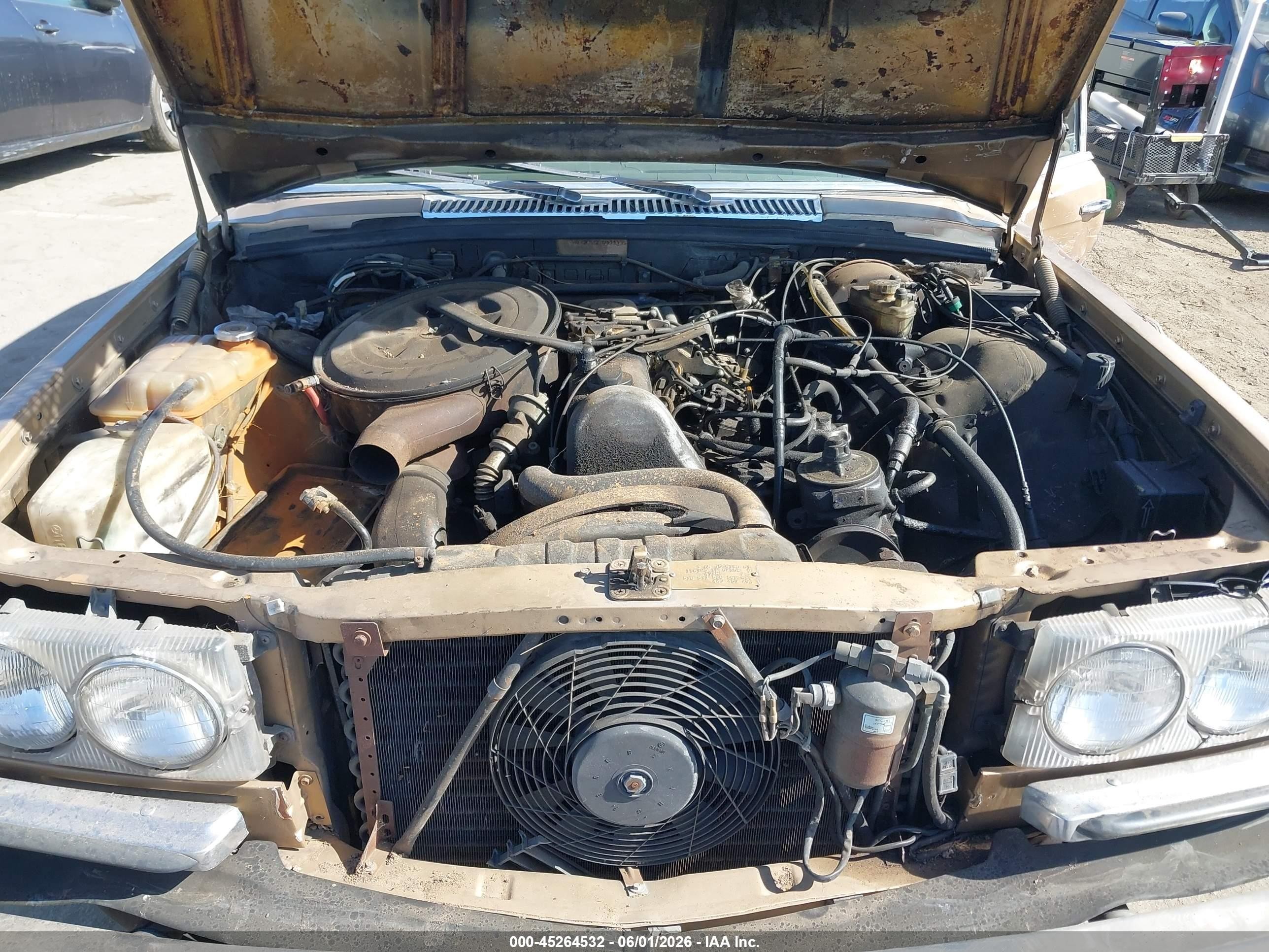1980 Mercedes Benz 300 Brown vin: 11612012023333