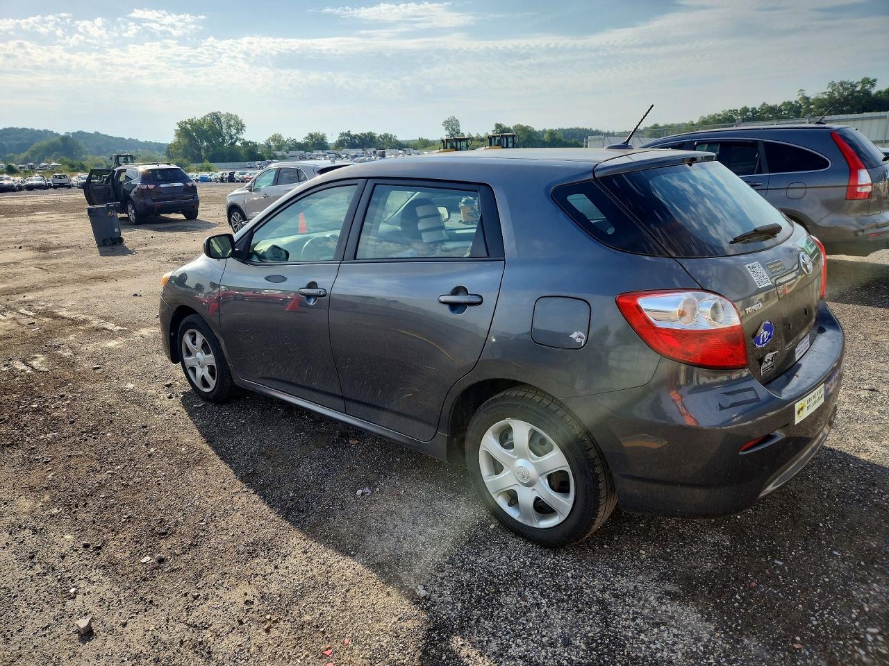 2010 Toyota Matrix Base Gray vin: 2T1KU4EE1AC316992