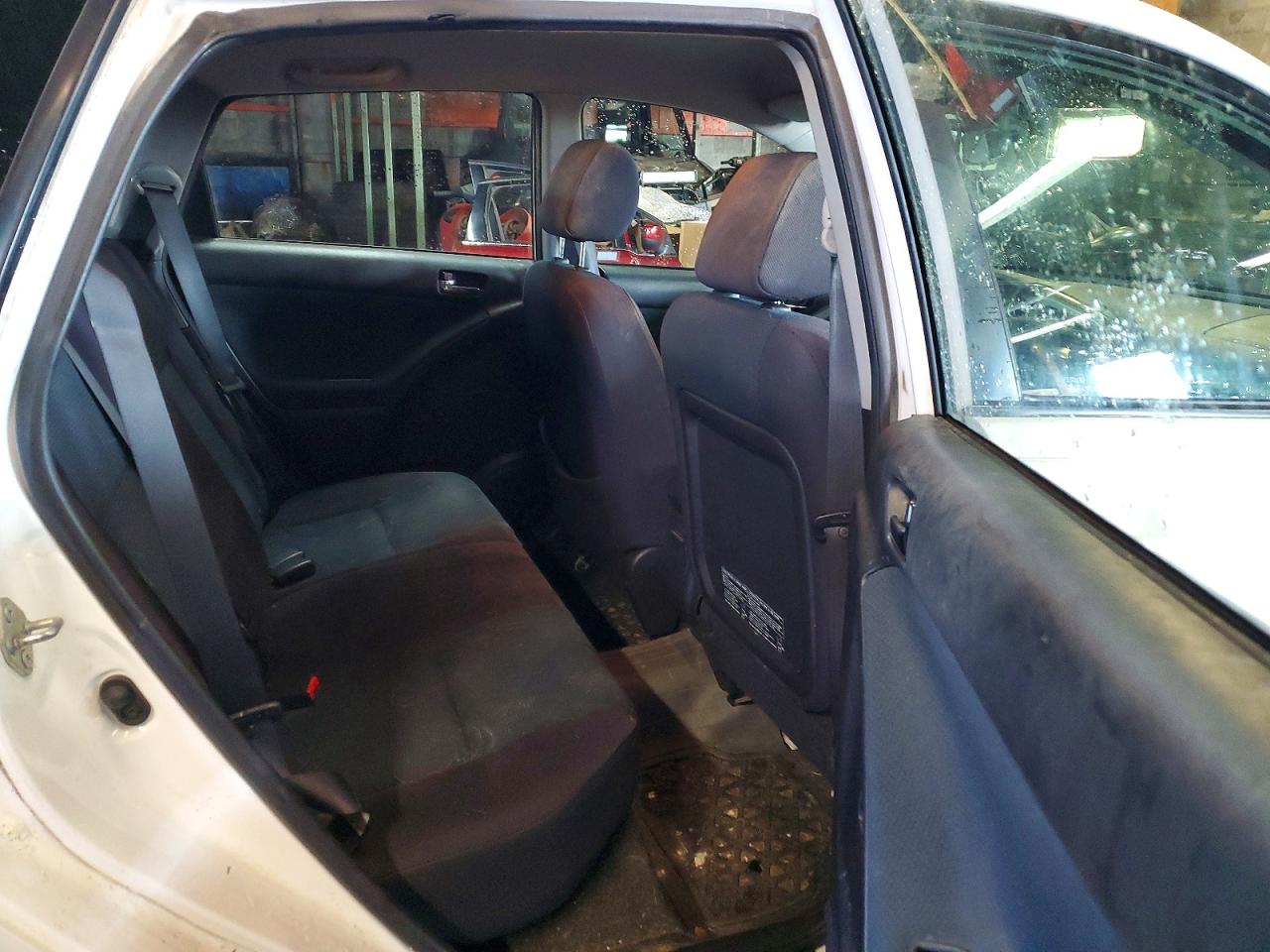 2007 Toyota Corolla Matrix Xr Белый vin: 2T1KR32E27C634869