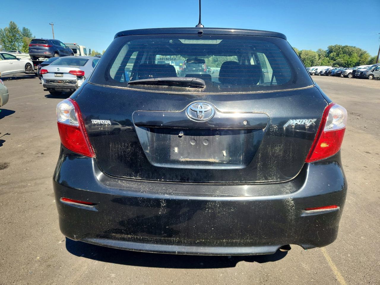 2009 Toyota Matrix Base Charcoal vin: 2T1KU40E79C067651