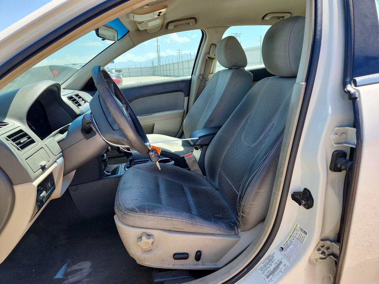2012 Ford Fusion Se White vin: 3FAHP0HG5CR260212