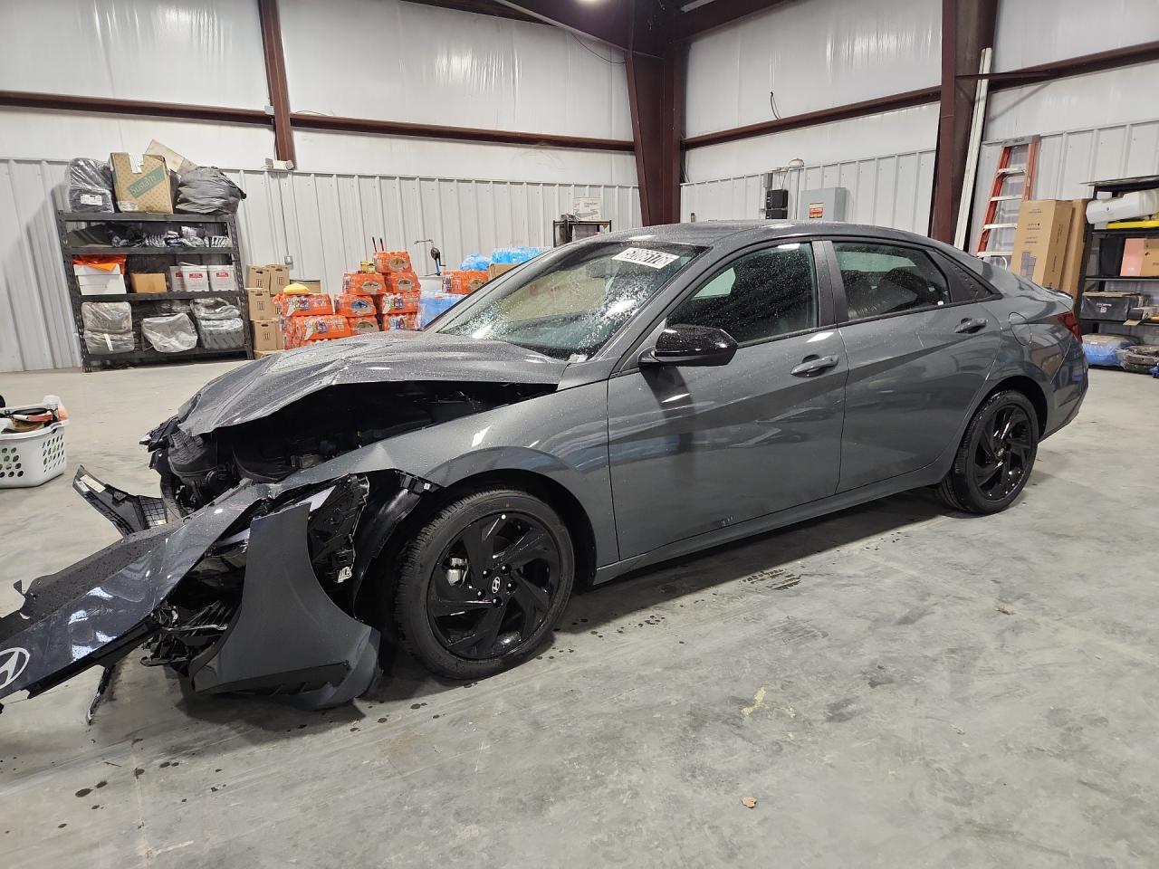 2026 Hyundai Elantra Sel Sport Gray vin: KMHLM4DG6TU190265 Damage: Left Front Fender, Dent(S) W/No Paint Dmg, 4 To 5 Inches