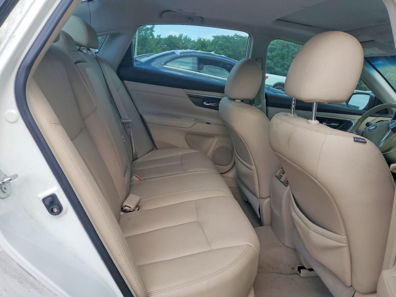 2013 Nissan Altima 2.5 White vin: 1N4AL3AP0DN564948