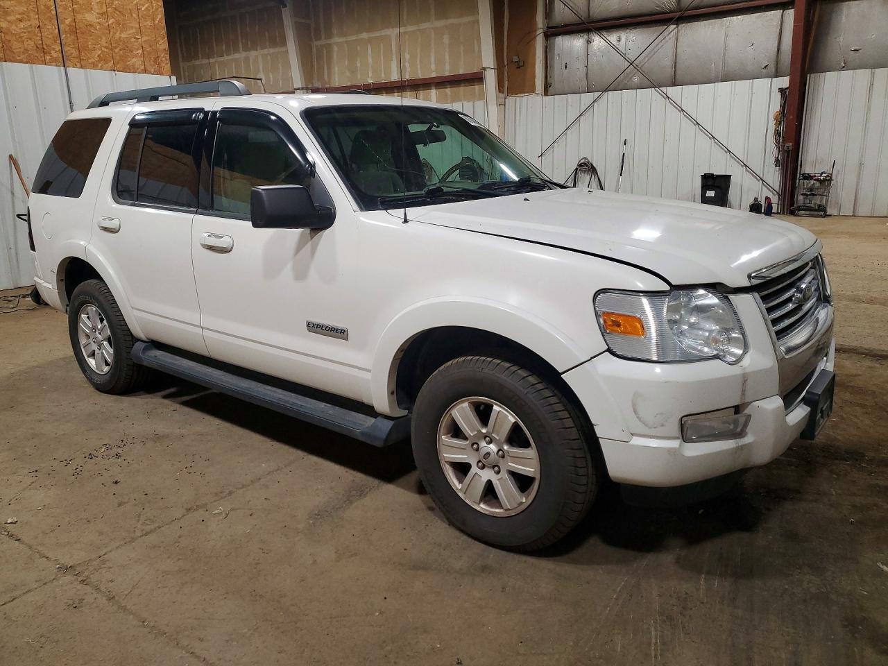 2008 Ford Explorer Xlt White vin: 1FMEU73E48UA93051