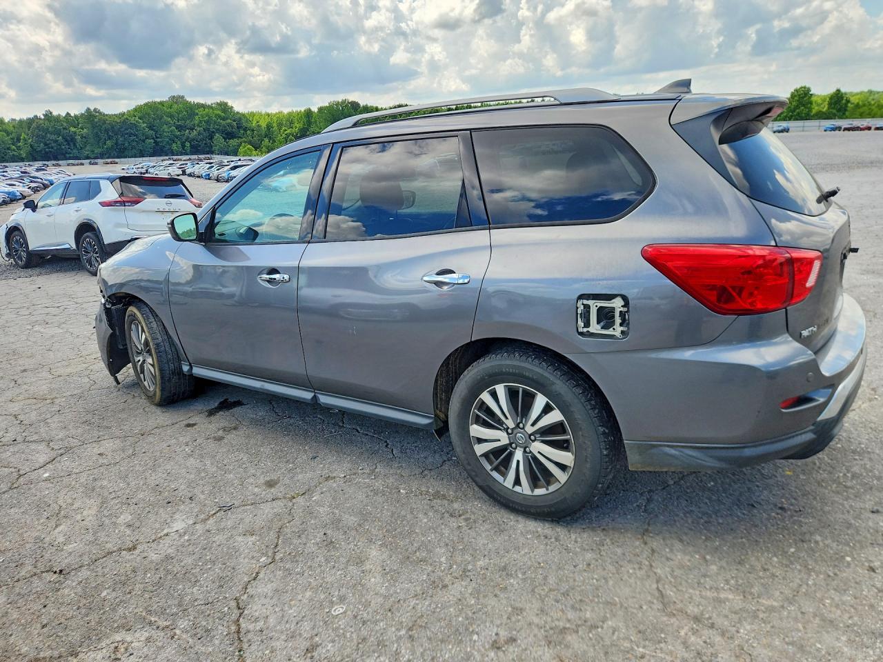 2019 Nissan Pathfinder Sv Gray vin: 5N1DR2MN8KC627566