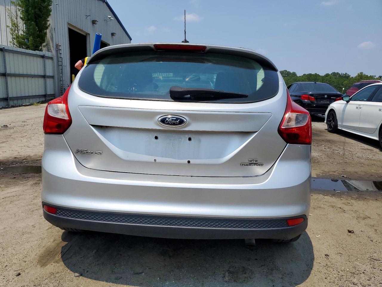 2013 Ford Focus Se Серебряный vin: 1FADP3K20DL247543