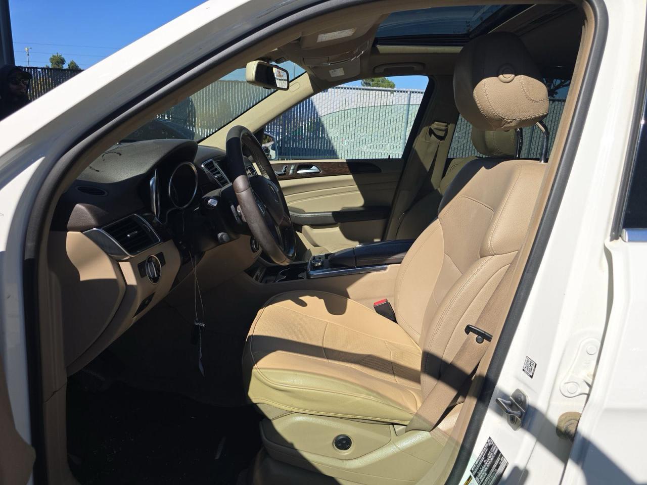 2015 Mercedes-benz Ml 350 White vin: 4JGDA5JB3FA559214