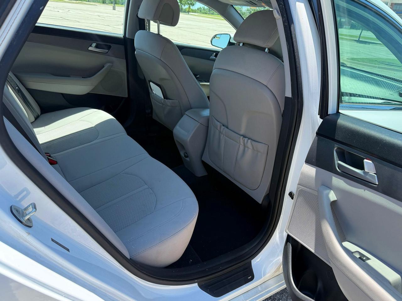 2016 Hyundai Sonata Se White vin: 5NPE24AF7GH265764