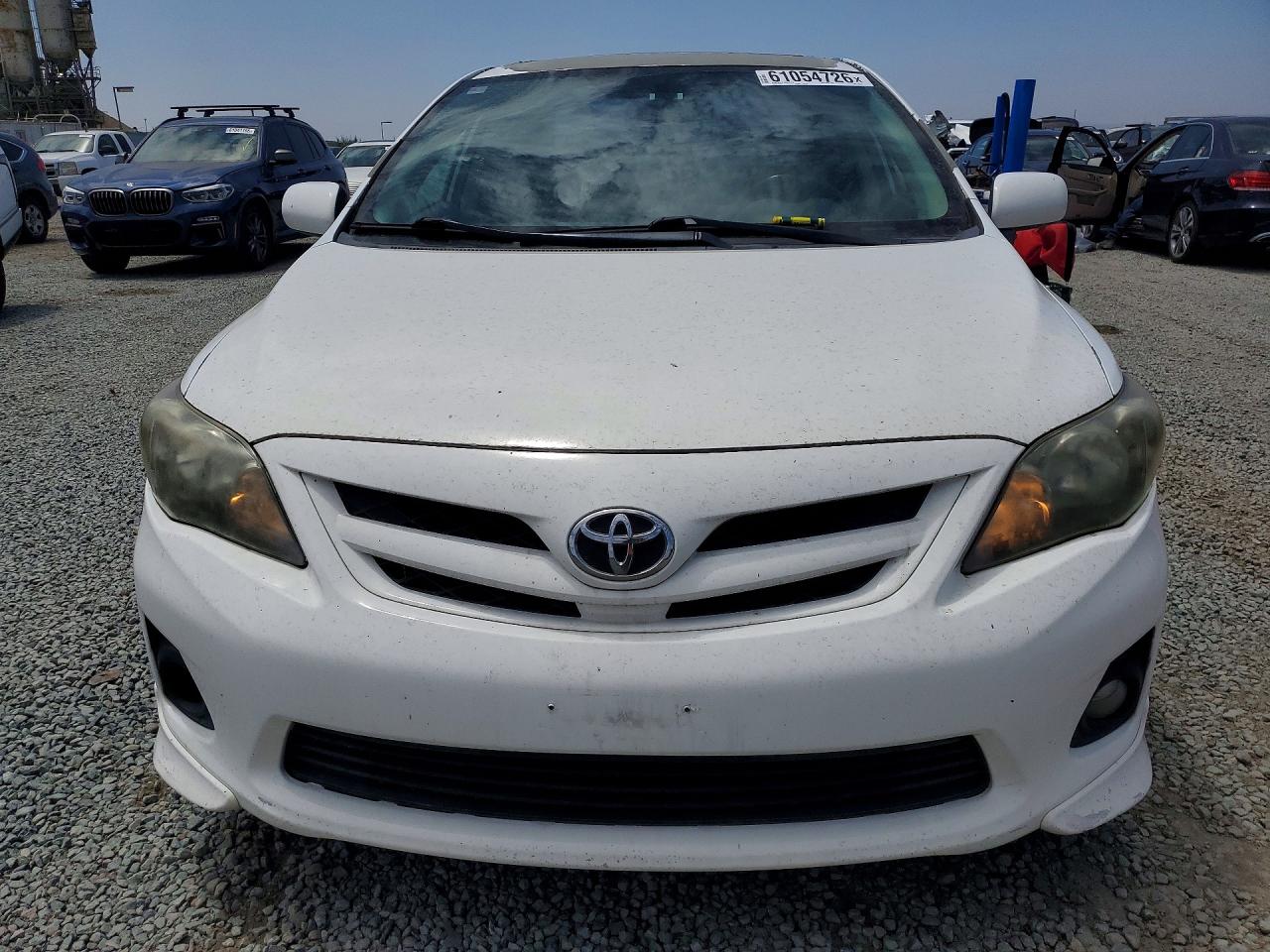 2013 Toyota Corolla S White vin: 5YFBU4EE4DP107945