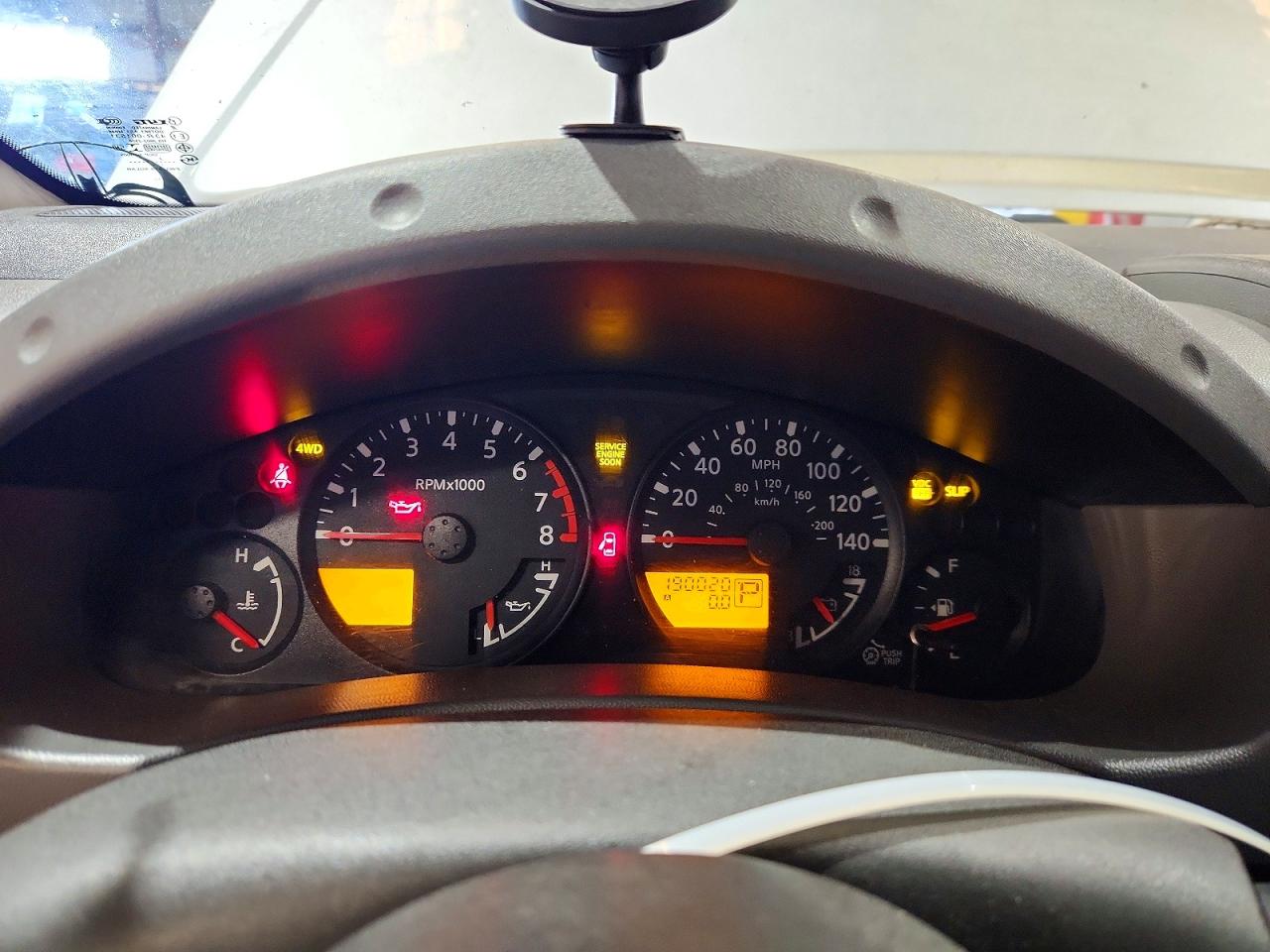 2006 Nissan Xterra X Серебряный vin: 5N1AN08W86C505446