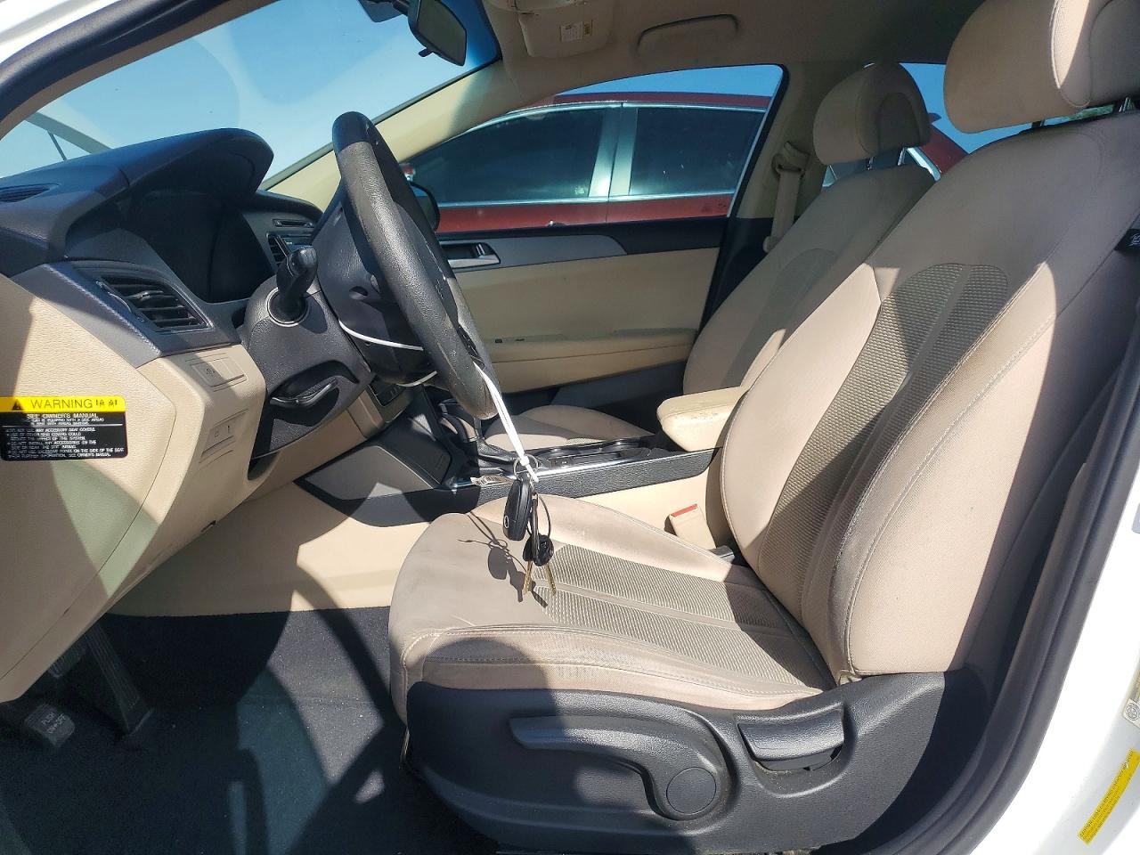 2015 Hyundai Sonata Se Белый vin: 5NPE24AF7FH148135
