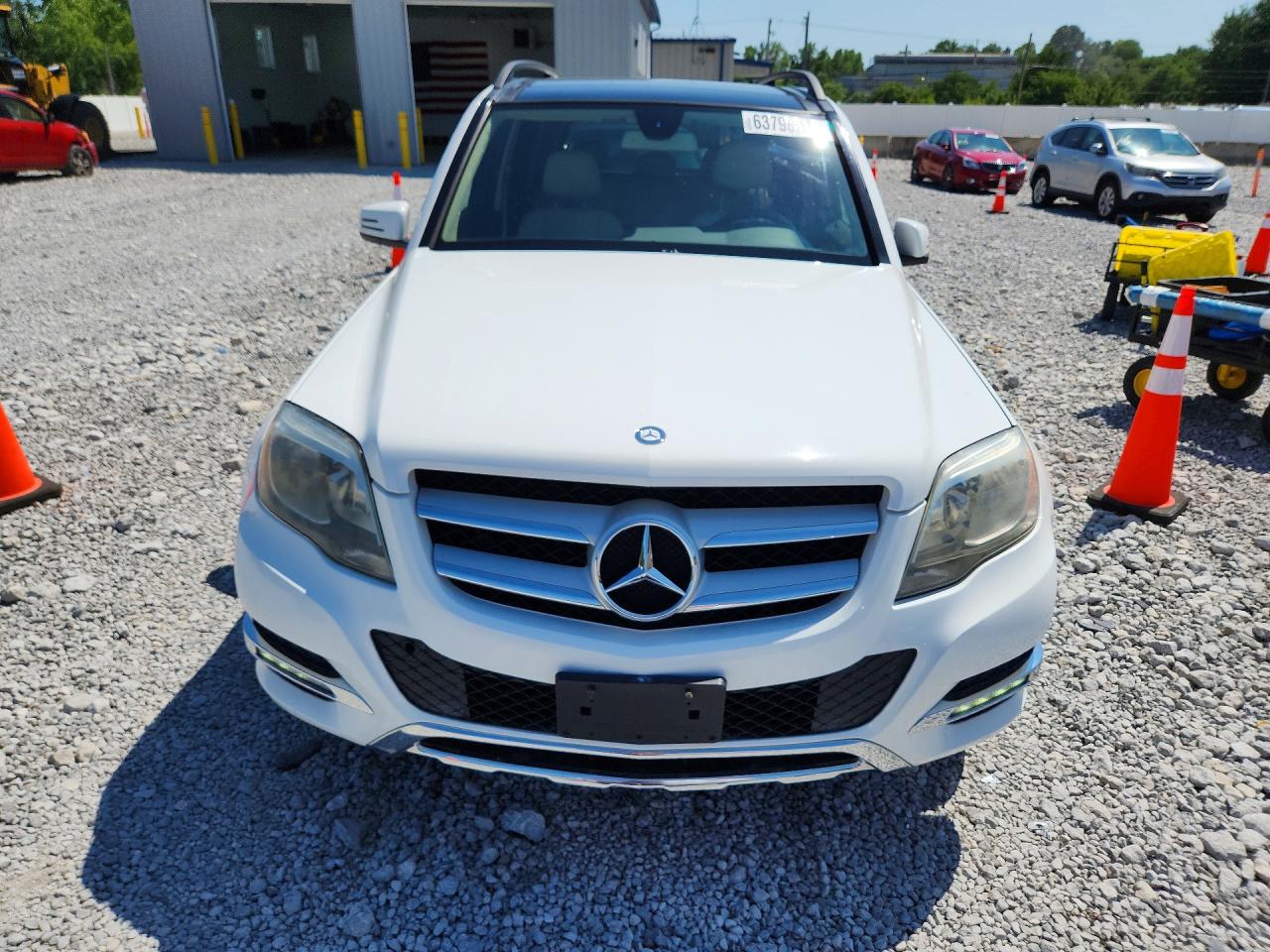 2014 Mercedes-benz Glk 350 White vin: WDCGG5HBXEG202978
